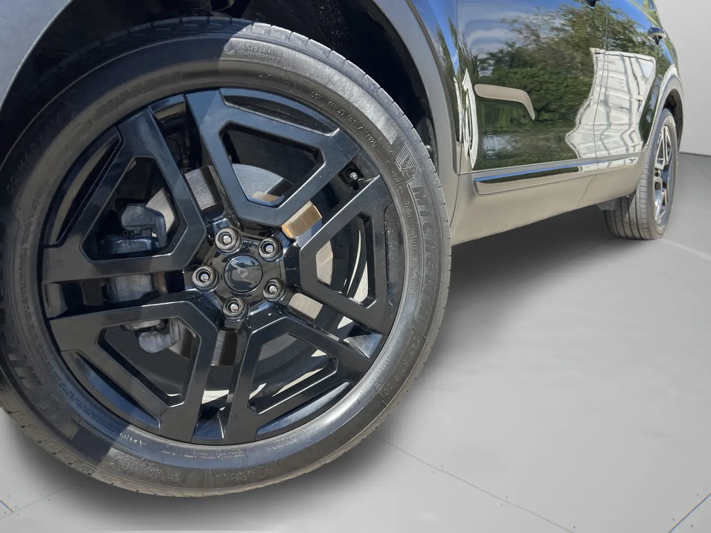 2025 Kia Telluride - $42,999