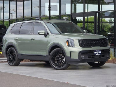 Photo of a 2025 Kia Telluride AWD Sx-Prestige X-LINE 4DR SUV for sale