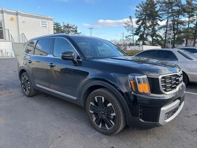 Photo of a 2024 Kia Telluride AWD SX 4DR SUV for sale