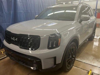 2024 Kia Telluride with Wolf Gray Exterior
