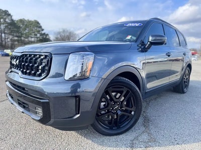 Photo of a 2024 Kia Telluride AWD SX 4DR SUV for sale