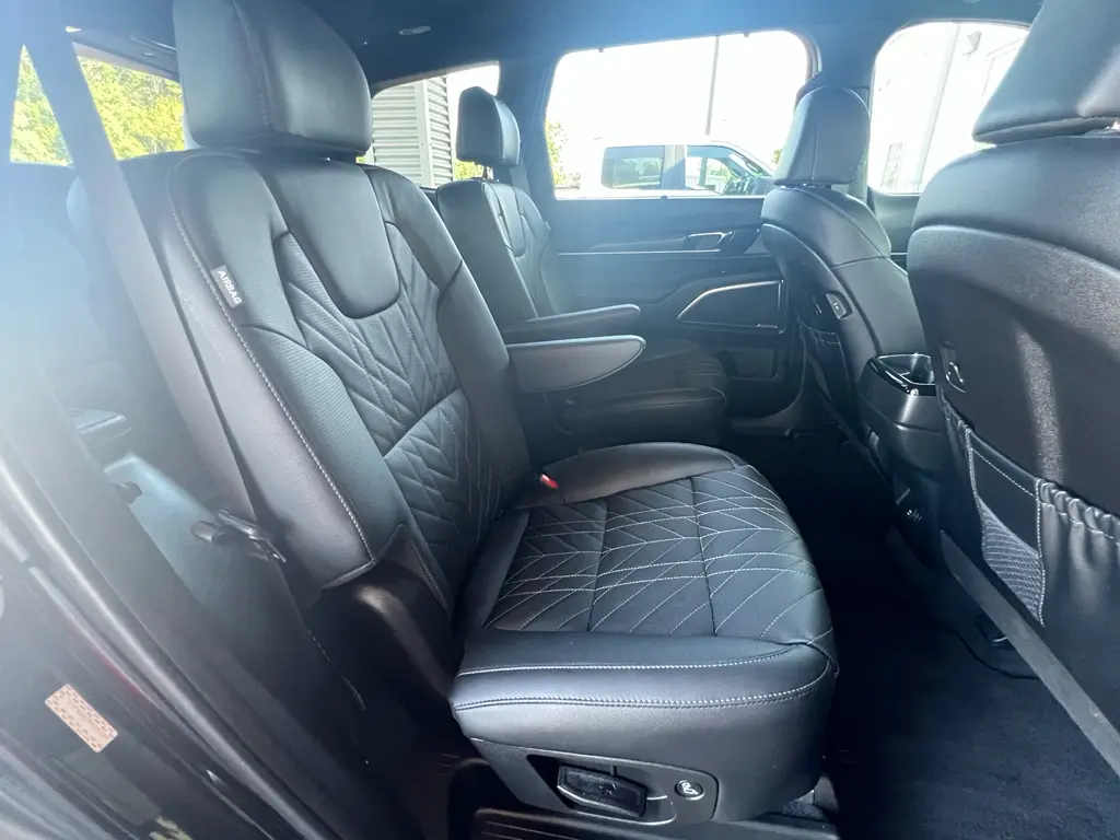 2023 Kia Telluride - $36,885