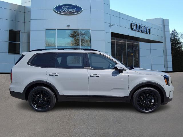 2025 Kia Telluride - $39,800