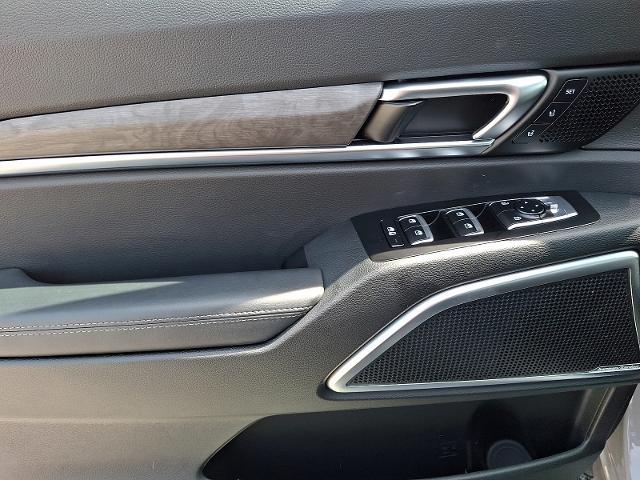 2025 Kia Telluride - $39,800