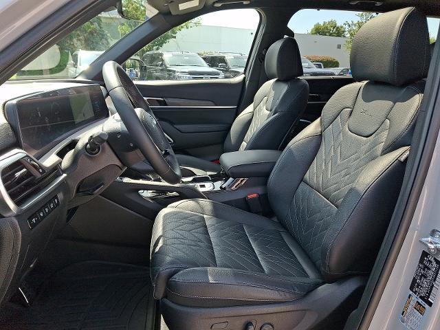 2025 Kia Telluride - $39,800
