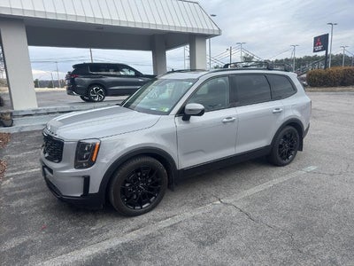 Photo of a 2022 Kia Telluride AWD SX 4DR SUV for sale