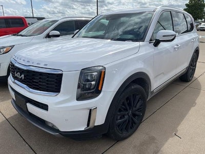 Photo of a 2022 Kia Telluride AWD SX 4DR SUV for sale