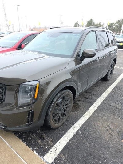 Photo of a 2022 Kia Telluride AWD SX 4DR SUV for sale
