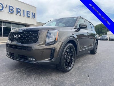 Photo of a 2022 Kia Telluride AWD SX 4DR SUV for sale