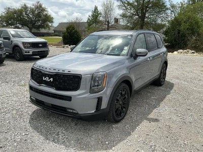 Photo of a 2022 Kia Telluride AWD SX 4DR SUV for sale