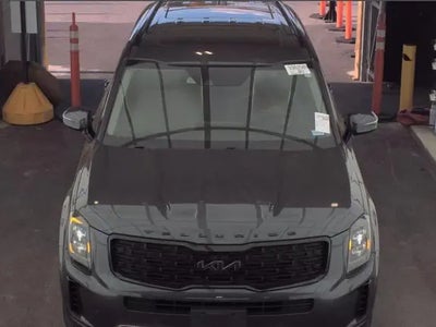 Photo of a 2022 Kia Telluride AWD SX 4DR SUV for sale