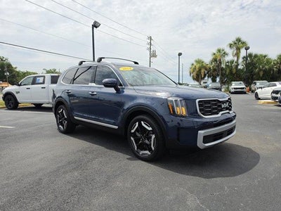 Photo of a 2024 Kia Telluride S 4DR SUV for sale
