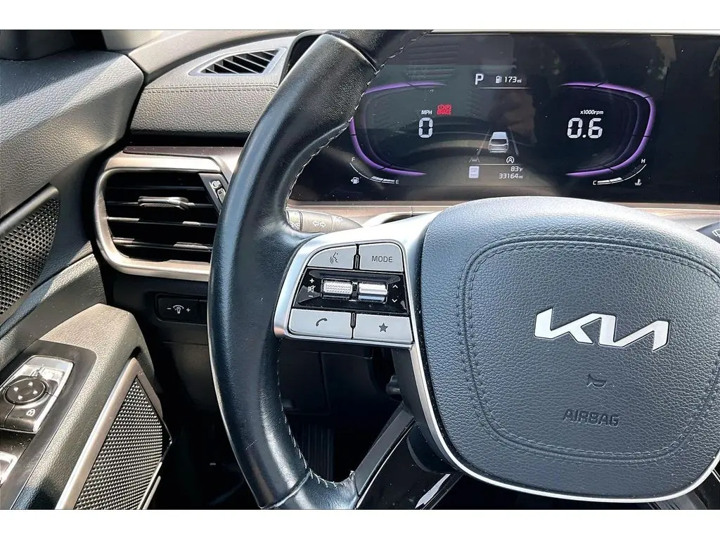 2025 Kia Telluride - $29,900