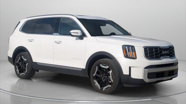 Preowned 2024 Kia Telluride S for Sale