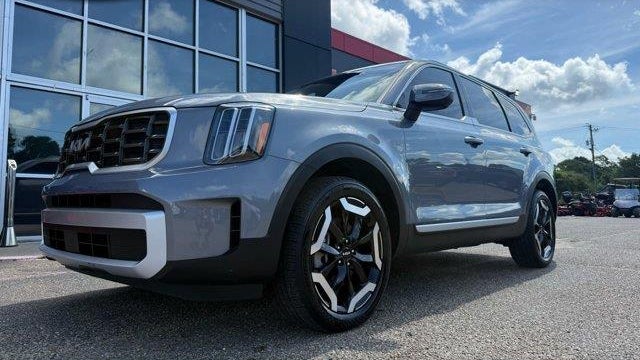 Preowned 2025 Kia Telluride S for Sale