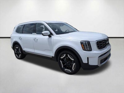 Photo of a 2023 Kia Telluride S 4DR SUV for sale