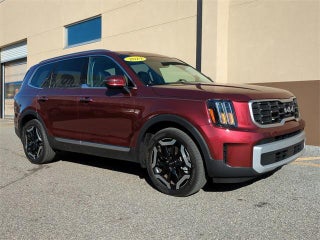 2024 Kia Telluride with Dawning Red Exterior