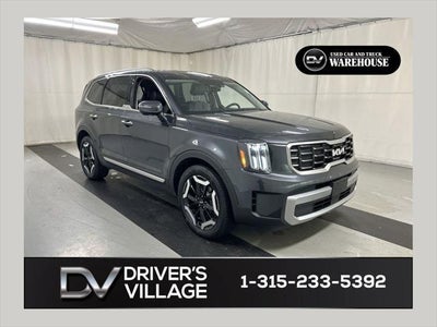 Photo of a 2023 Kia Telluride AWD S 4DR SUV for sale