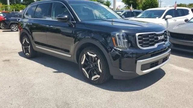 2023 Kia Telluride S