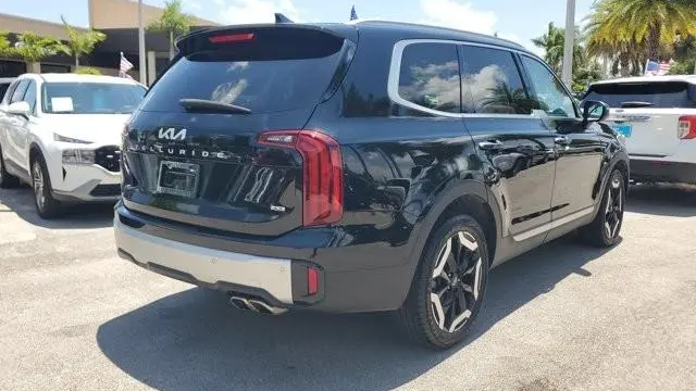 2023 Kia Telluride S