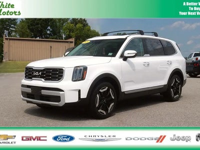 Photo of a 2025 Kia Telluride AWD S 4DR SUV for sale