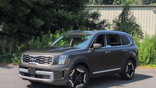 Preowned 2023 Kia Telluride S for Sale