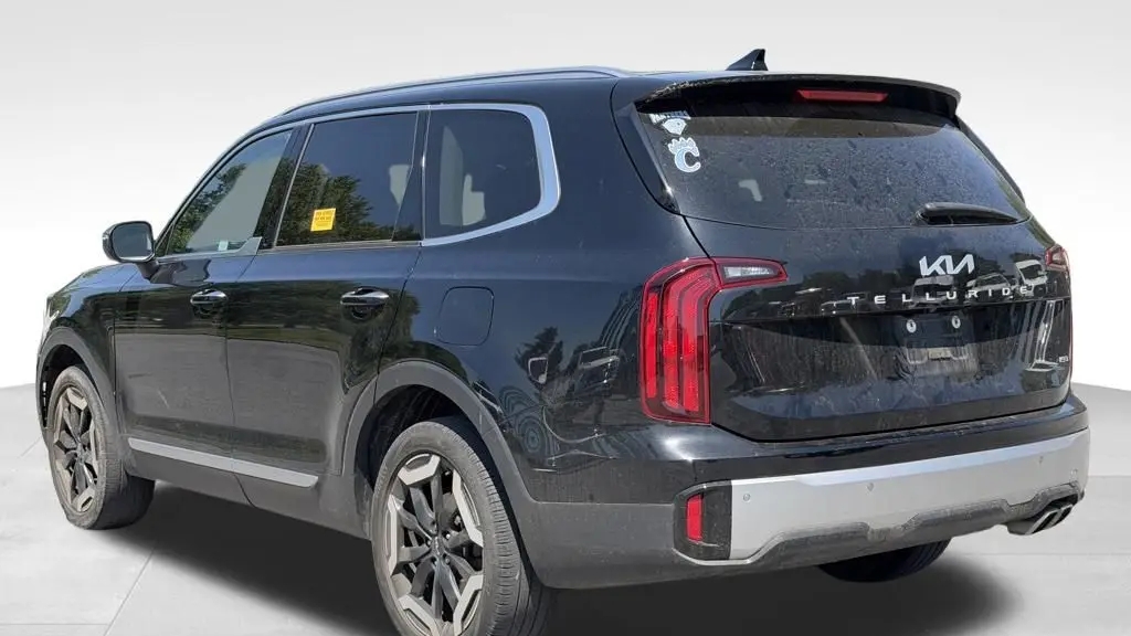 2023 Kia Telluride S