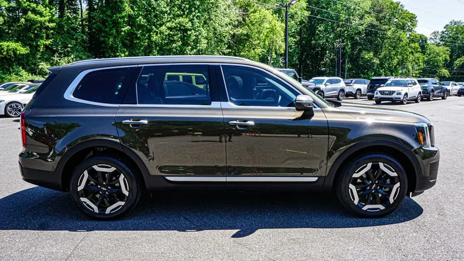 2025 Kia Telluride S