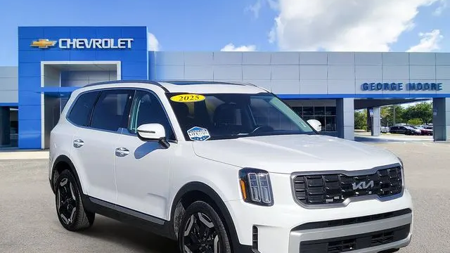 Preowned 2025 Kia Telluride S for Sale