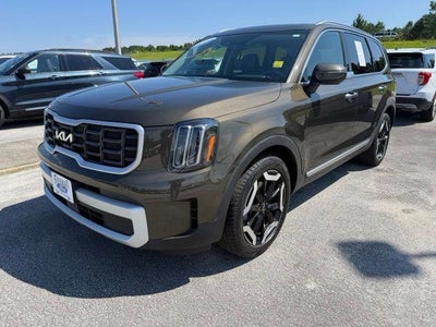 Photo of a 2025 Kia Telluride AWD S 4DR SUV for sale
