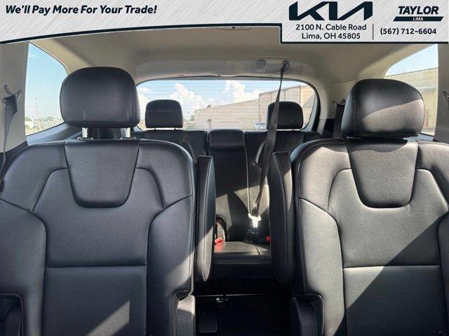 2025 Kia Telluride - $32,600