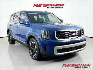 2023 Kia Telluride with Midnight Lake Blue Exterior