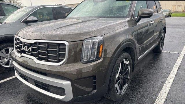 Preowned 2024 Kia Telluride S for Sale