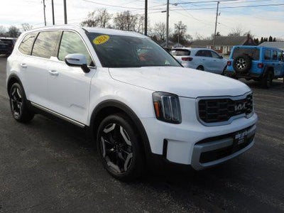 Photo of a 2024 Kia Telluride AWD S 4DR SUV for sale