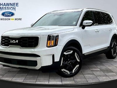 Photo of a 2024 Kia Telluride AWD S 4DR SUV for sale