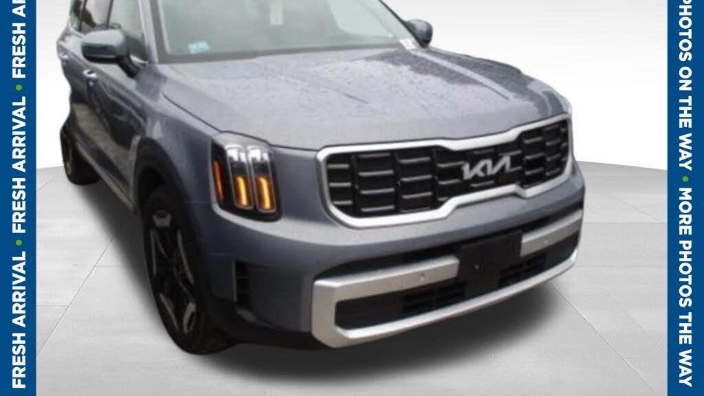 Preowned 2025 Kia Telluride S for Sale