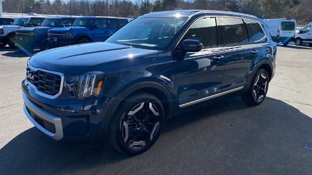 2023 Kia Telluride S