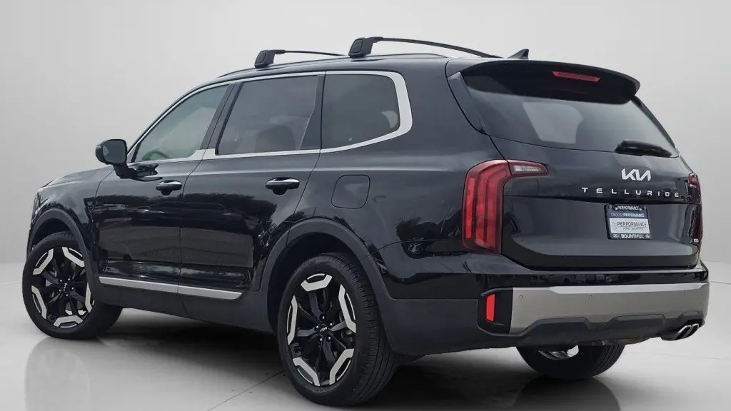 2025 Kia Telluride S