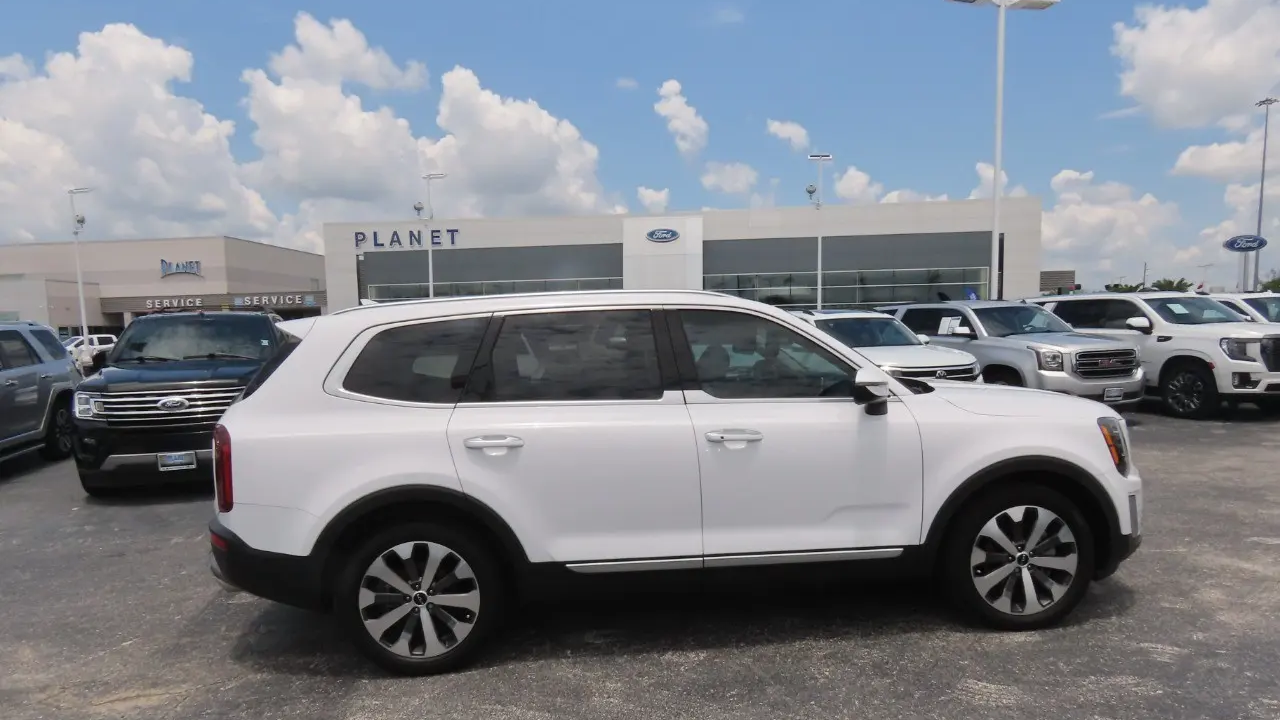 2022 Kia Telluride S