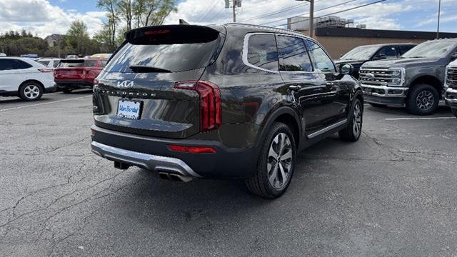 2022 Kia Telluride S