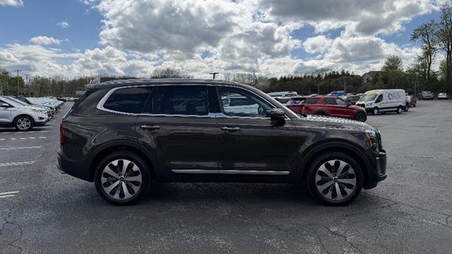 2022 Kia Telluride S