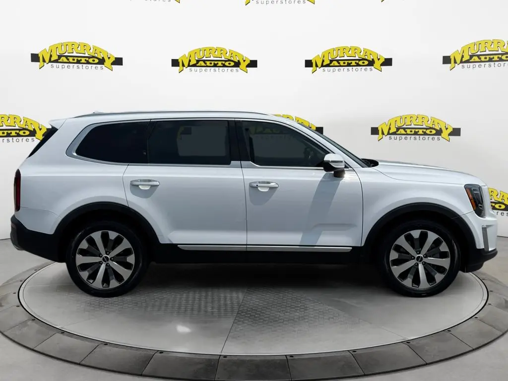 2022 Kia Telluride - $27,999