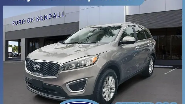 Preowned 2017 Kia Sorento LX for Sale