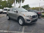 2017 Sorento Thumbnail 2