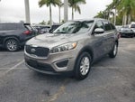 2017 Sorento Thumbnail 28