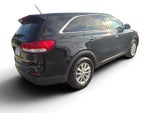 2017 Sorento Thumbnail 4