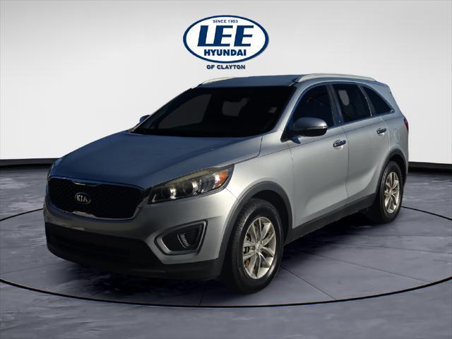 2017 Kia Sorento - $9,788