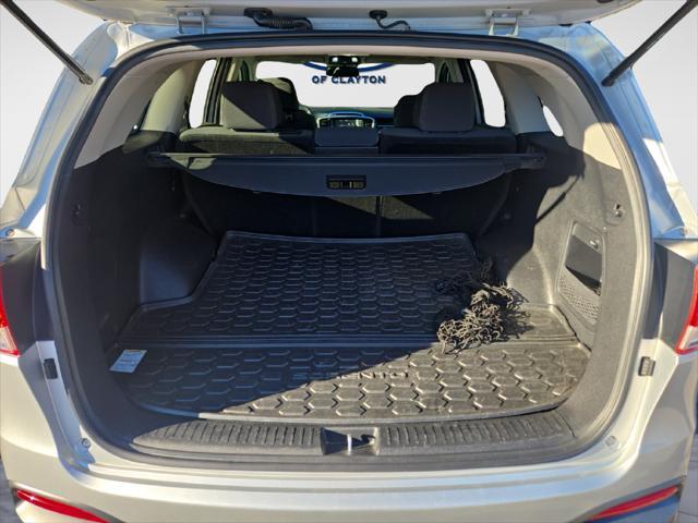 2017 Kia Sorento - $9,788