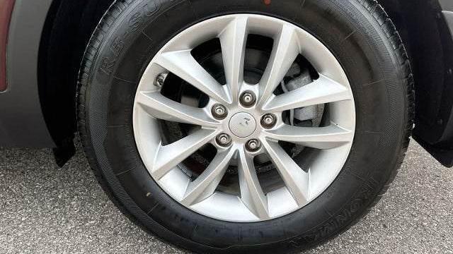 2017 Kia Sorento L