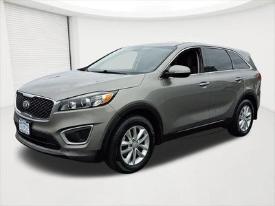 Photo of a 2017 Kia Sorento L 4DR SUV for sale